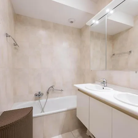 Guernsey Eerste * Koksijde